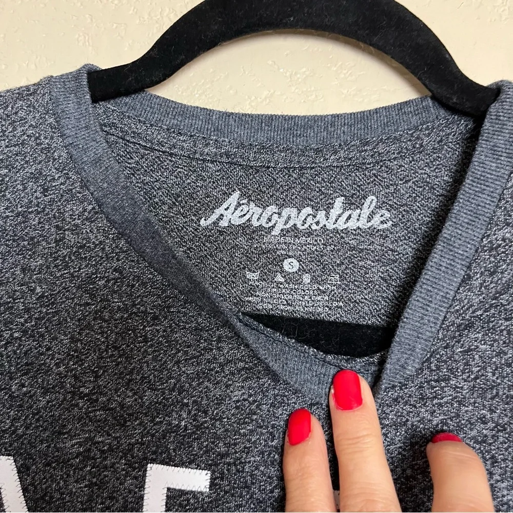 5/$30 Aeropostale men short sleeve gray athletic‎ casual shirt size small